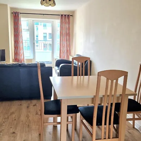 Glen Abhainn Standard Budget Apartment Athlone