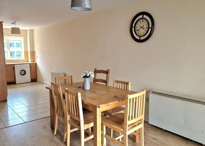 Glen Abhainn Standard Budget 公寓 阿斯隆